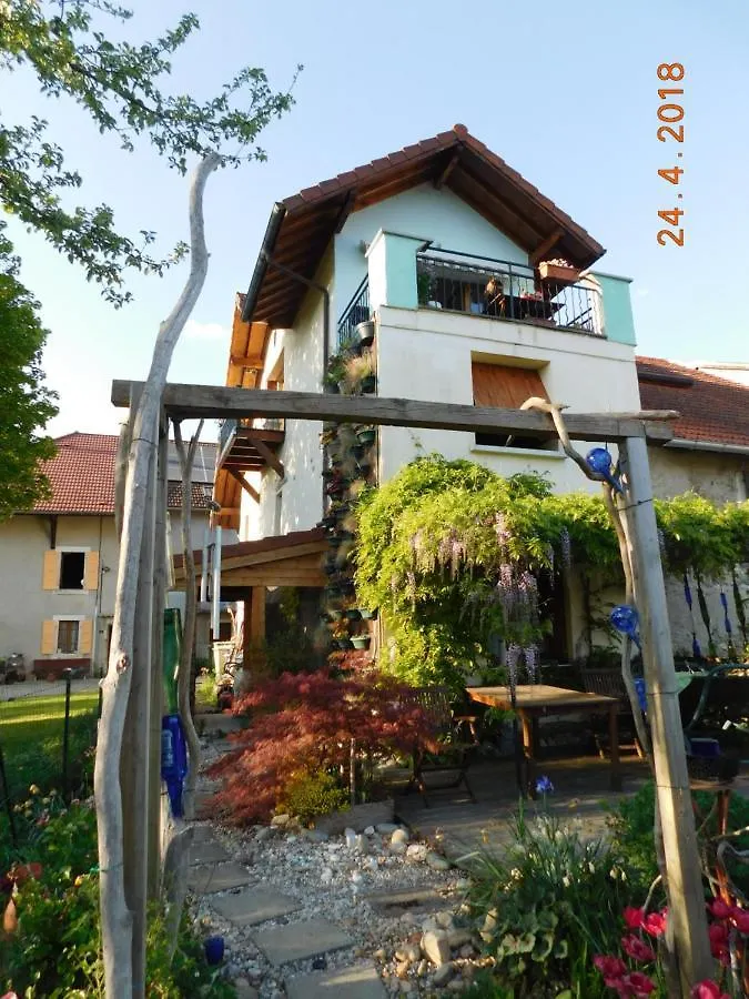 Chez Nous. B & B Bassy